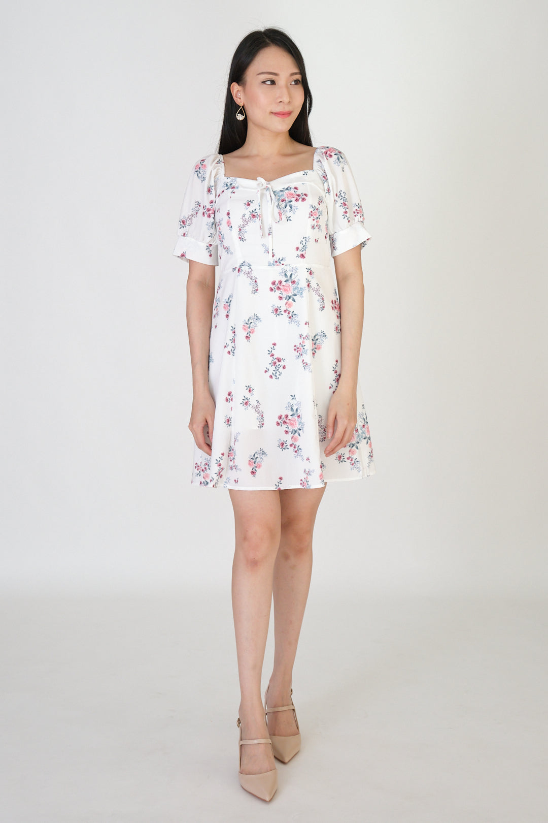 Chixxie Victoria Floral Short Dress (White)
