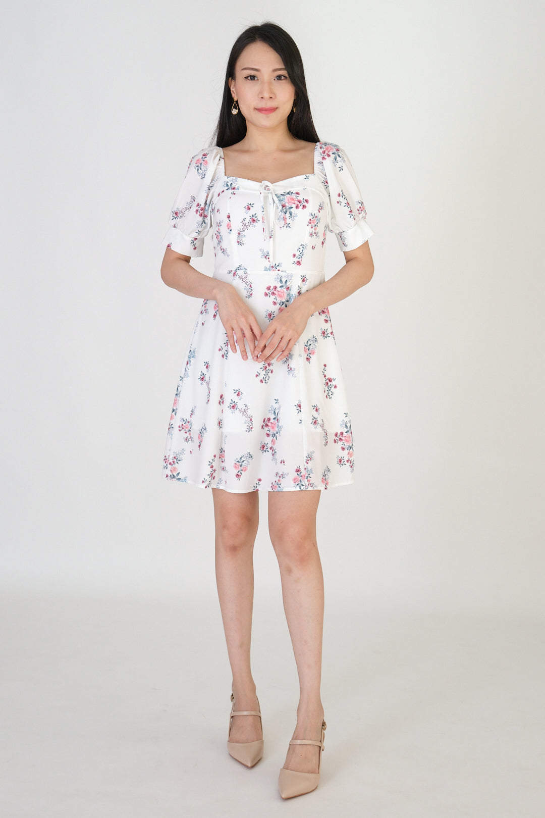 Chixxie Victoria Floral Short Dress (White)