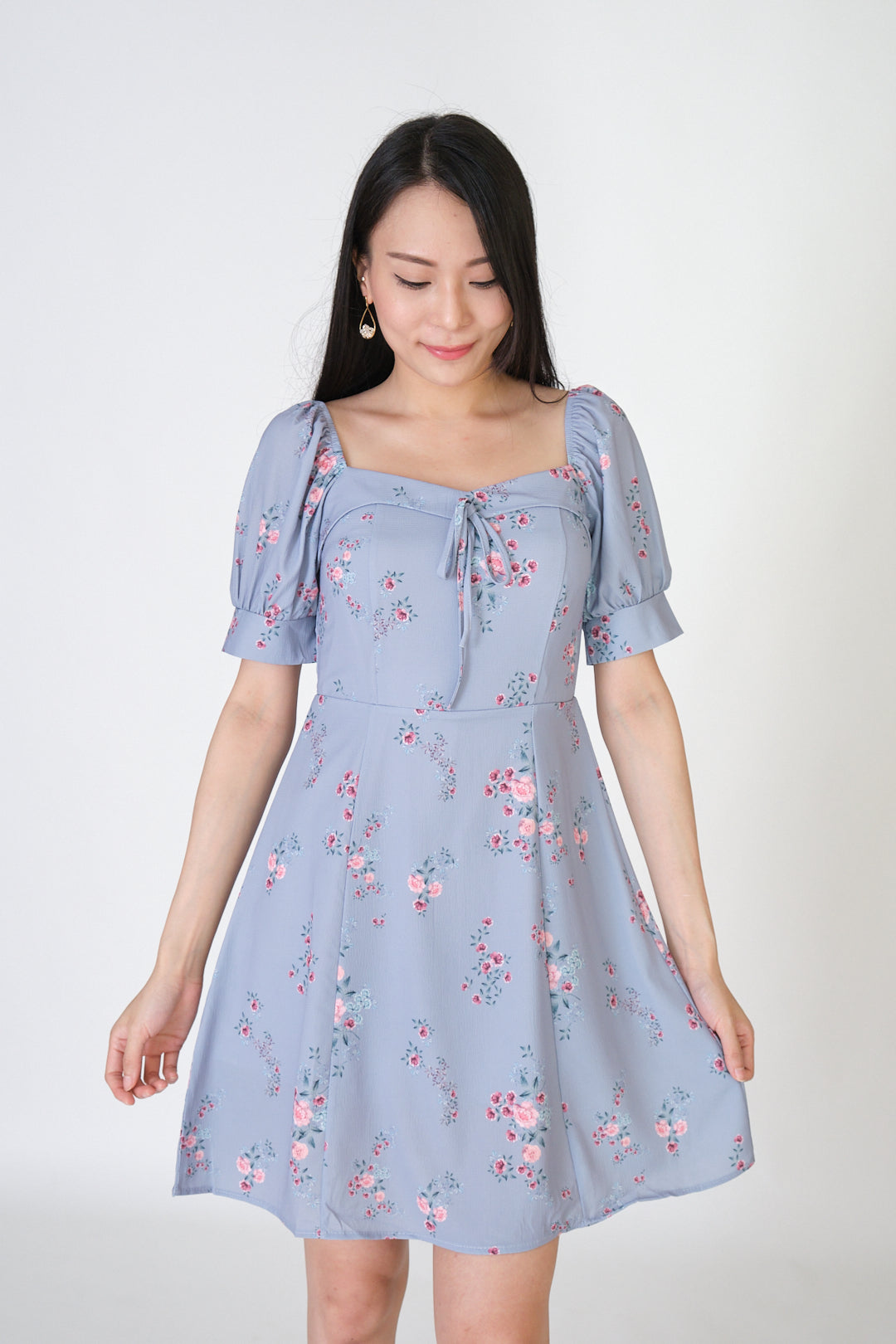 Chixxie Victoria Floral Short Dress (Pastel Blue)