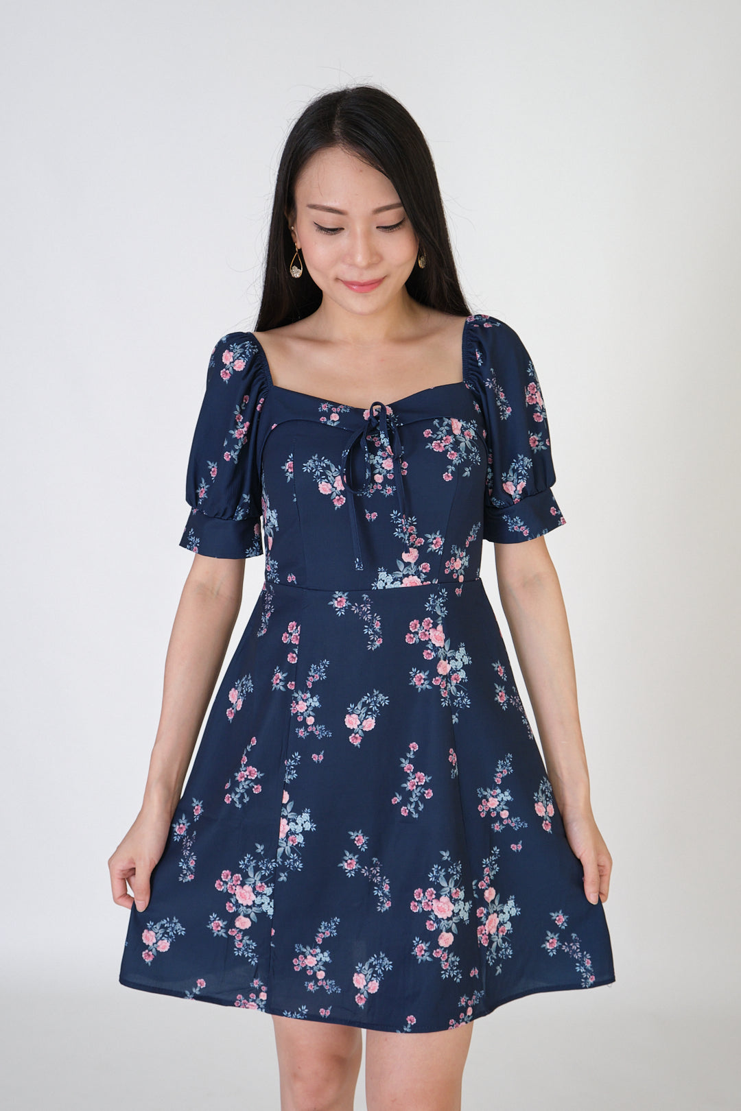 Chixxie Victoria Floral Short Dress (Navy)