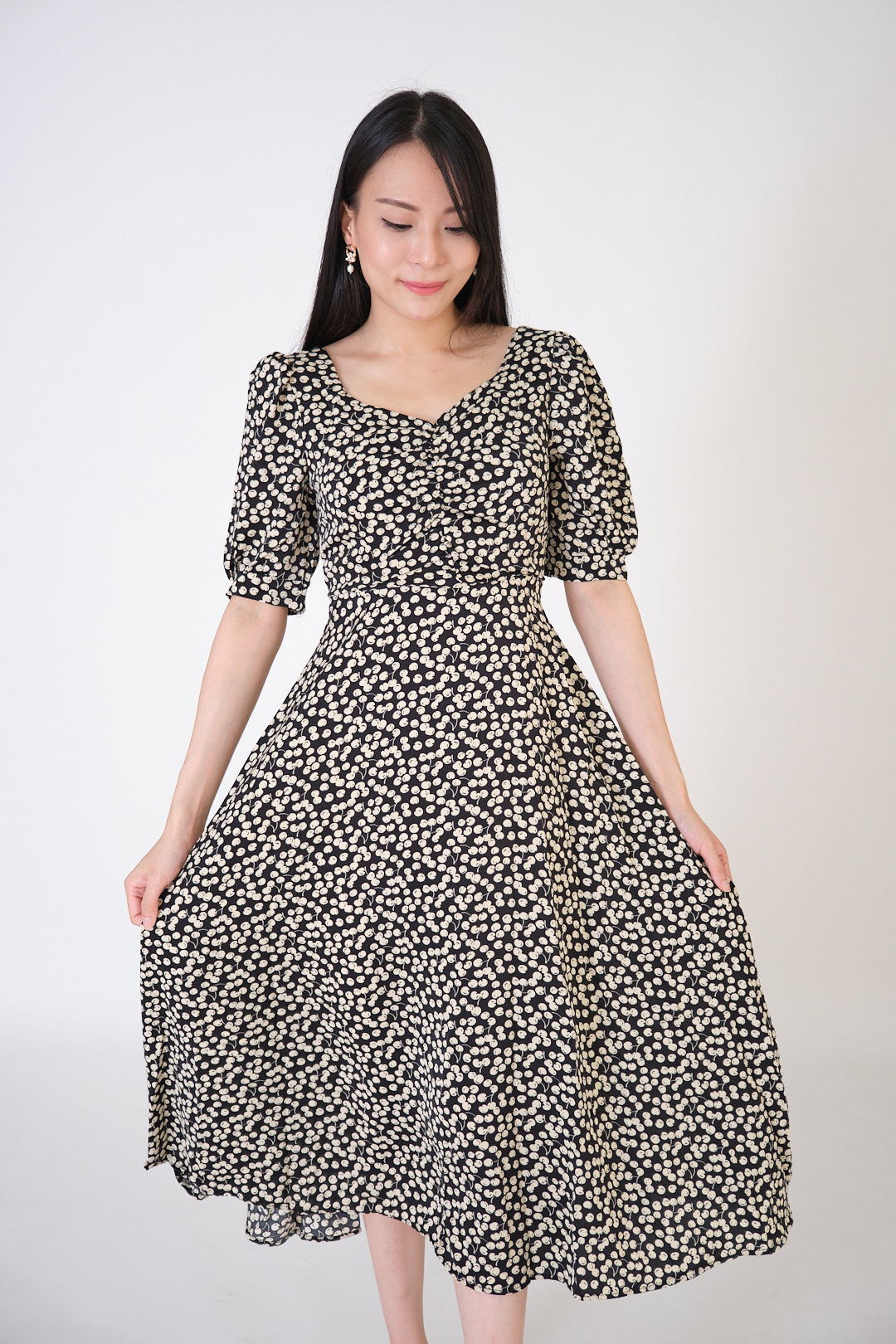 Chixxie Sophia Bareback Midi Dress (Black)