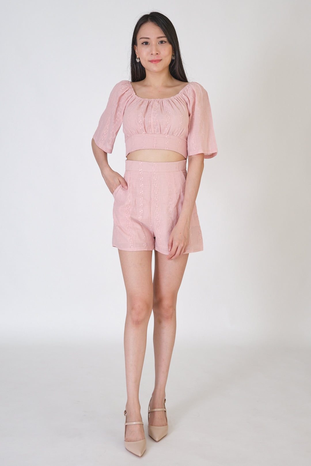 Chixxie Natalina Two-Piece Lace Set (Pink)