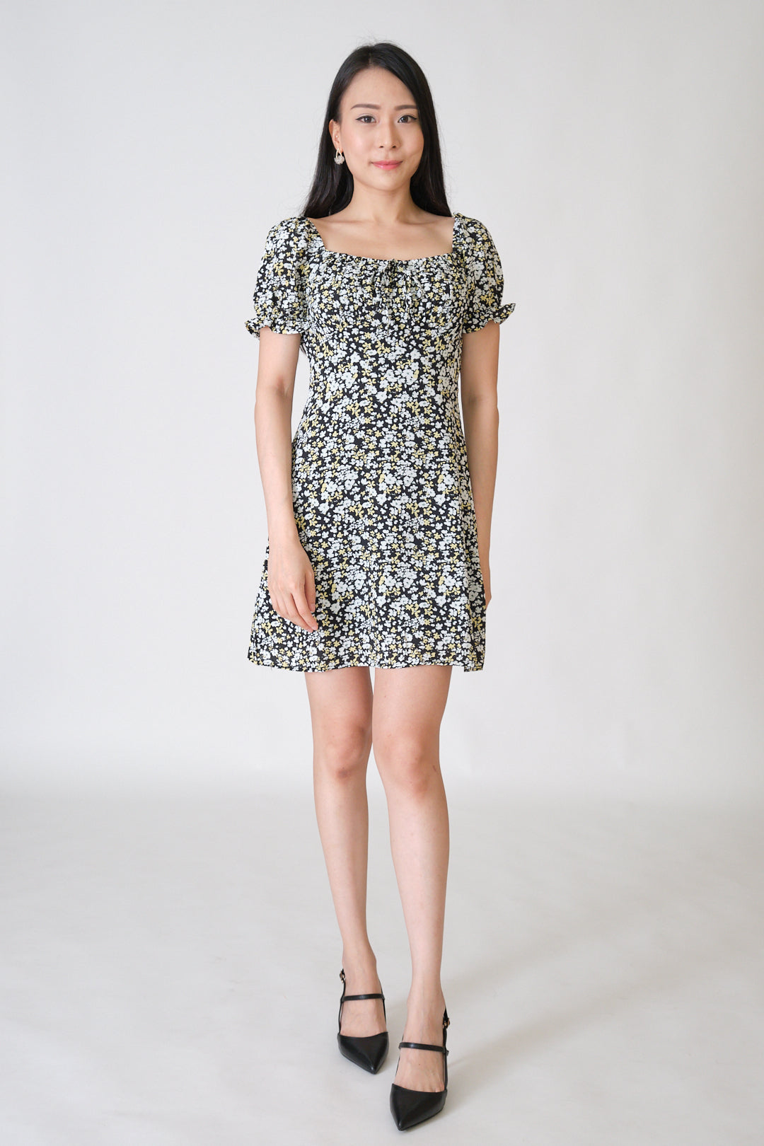 Chixxie Fiona Floral Short Dress (Black)