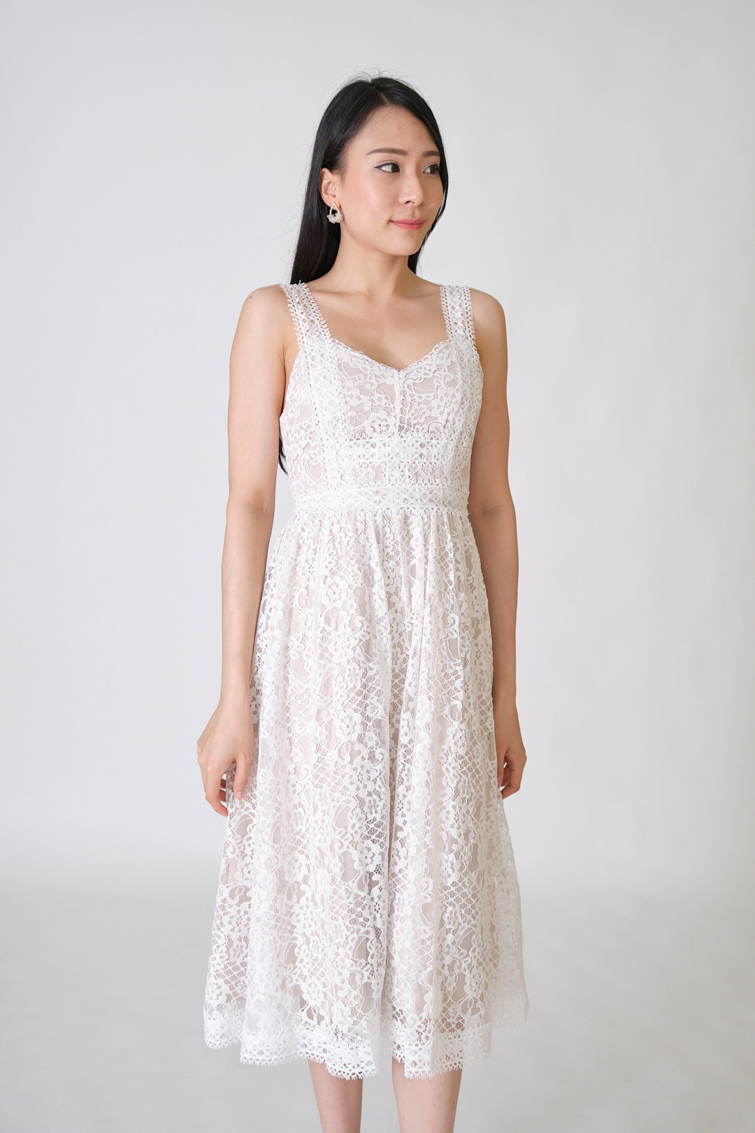 Chixxie Grace Lace Dress (White)