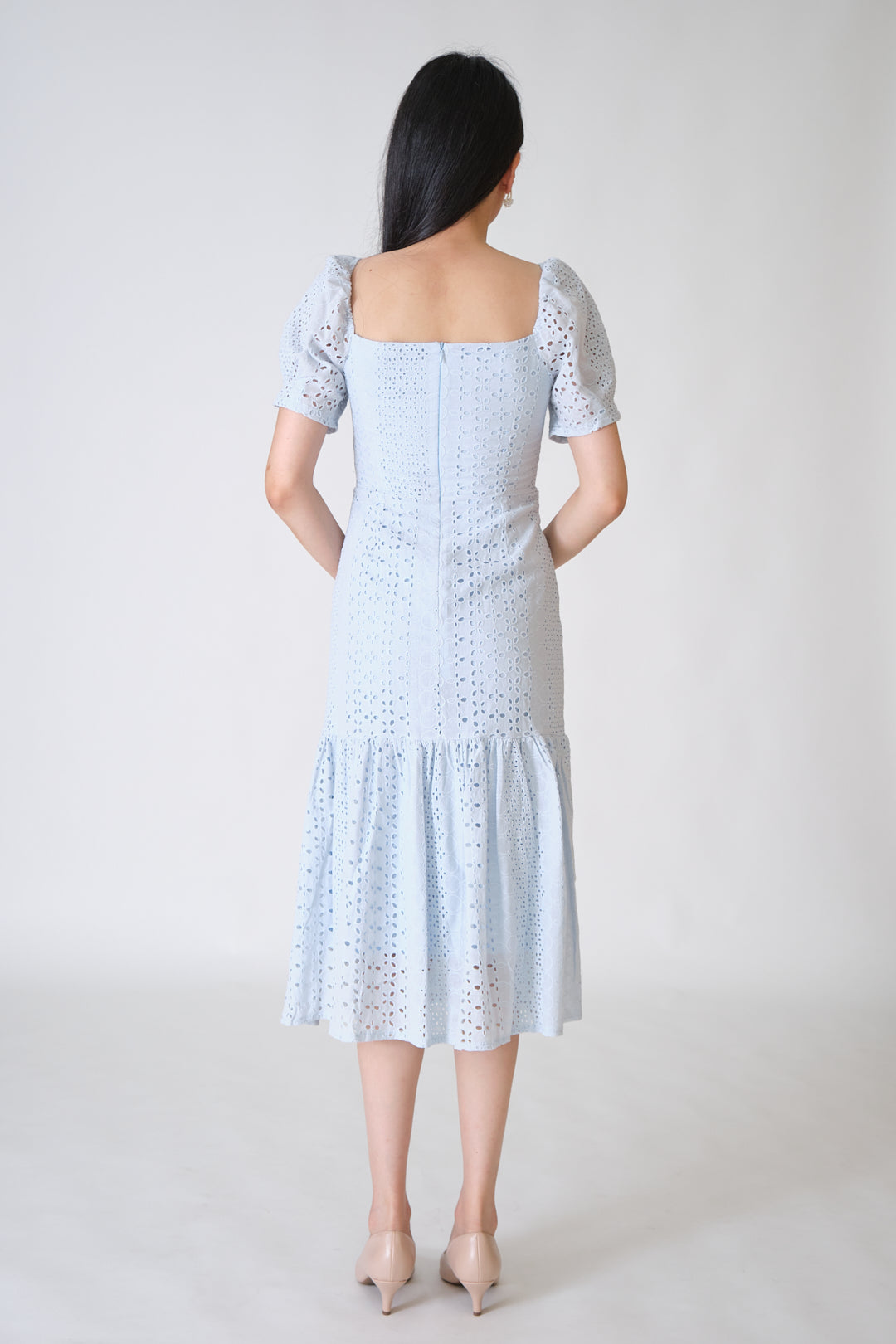 Chixxie Tiffany Lace Midi Dress (Blue)