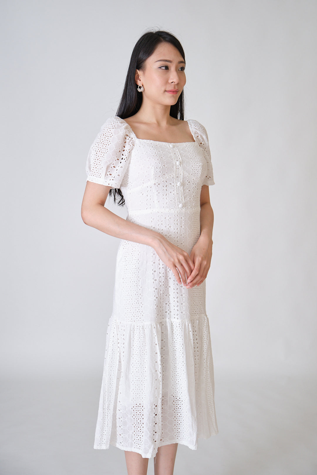 Chixxie Tiffany Lace Midi Dress (White)