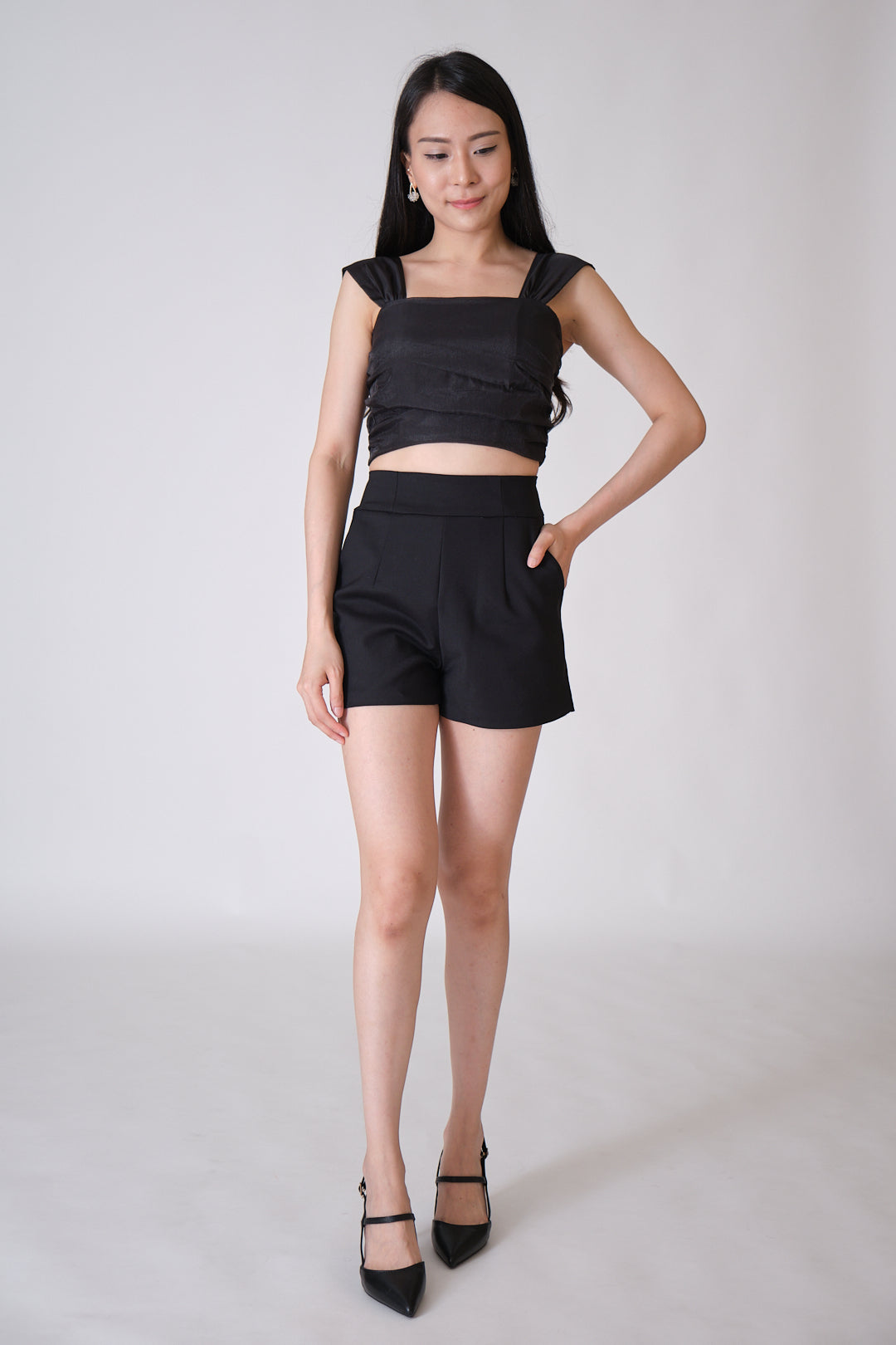 Chixxie Zora Shorts (Black)