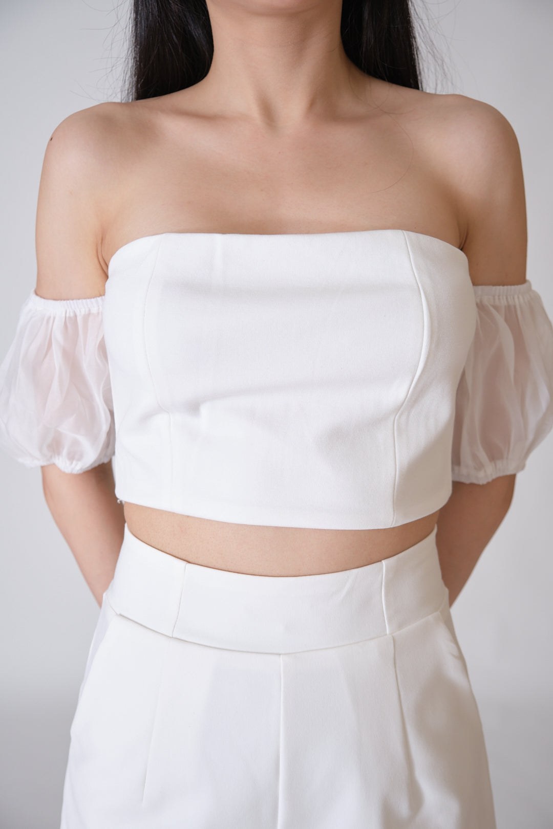 Chixxie Everie Crop Top (White)
