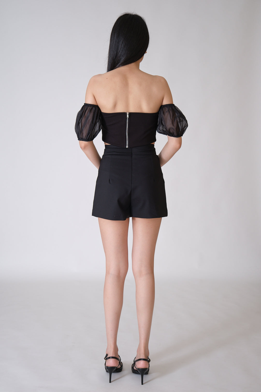 Chixxie Zora Shorts (Black)