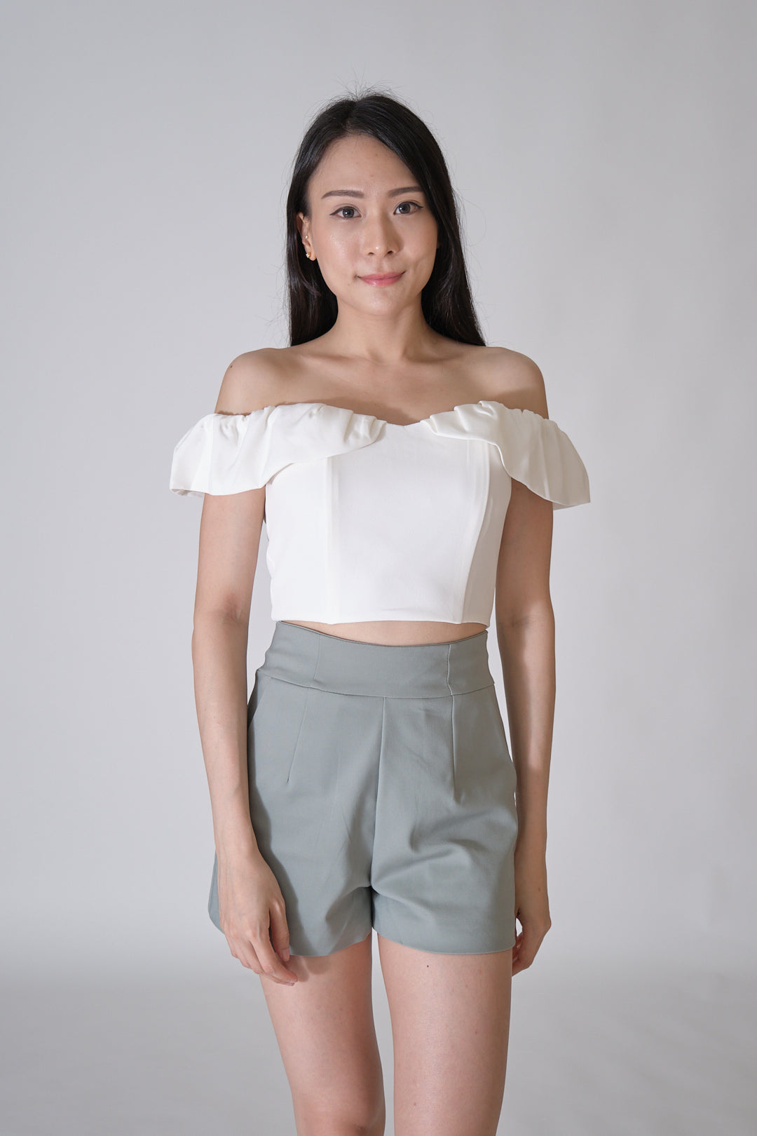 Chixxie Mindi Off-shoulder Crop Top (White)
