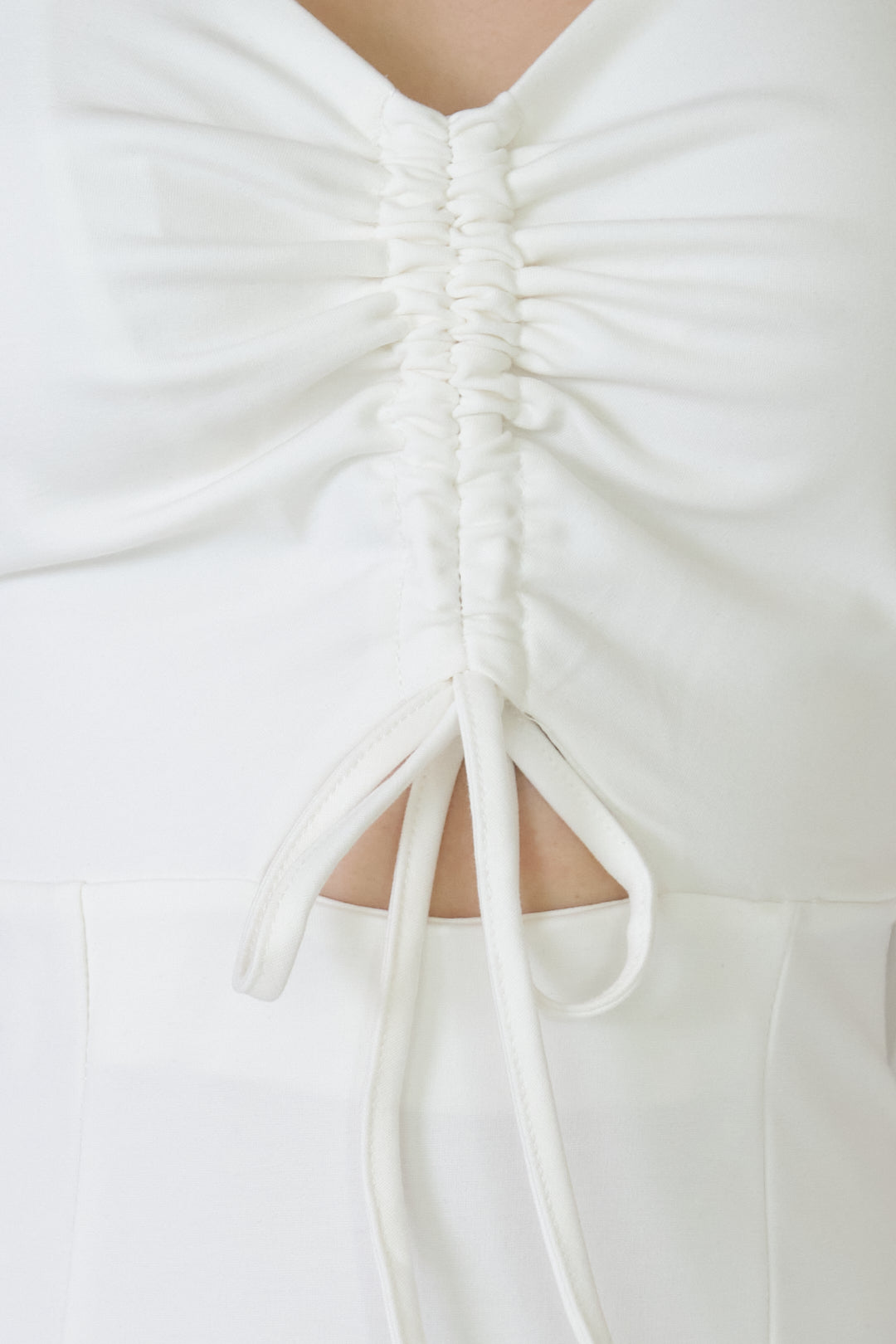 Chixxie Sharon Long Sleeve Dress (White)