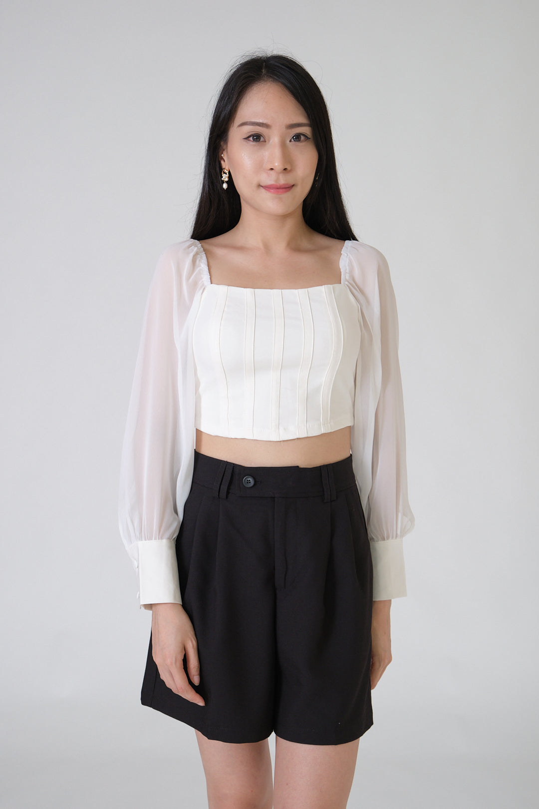 Chixxie Claudia Shorts (Black)