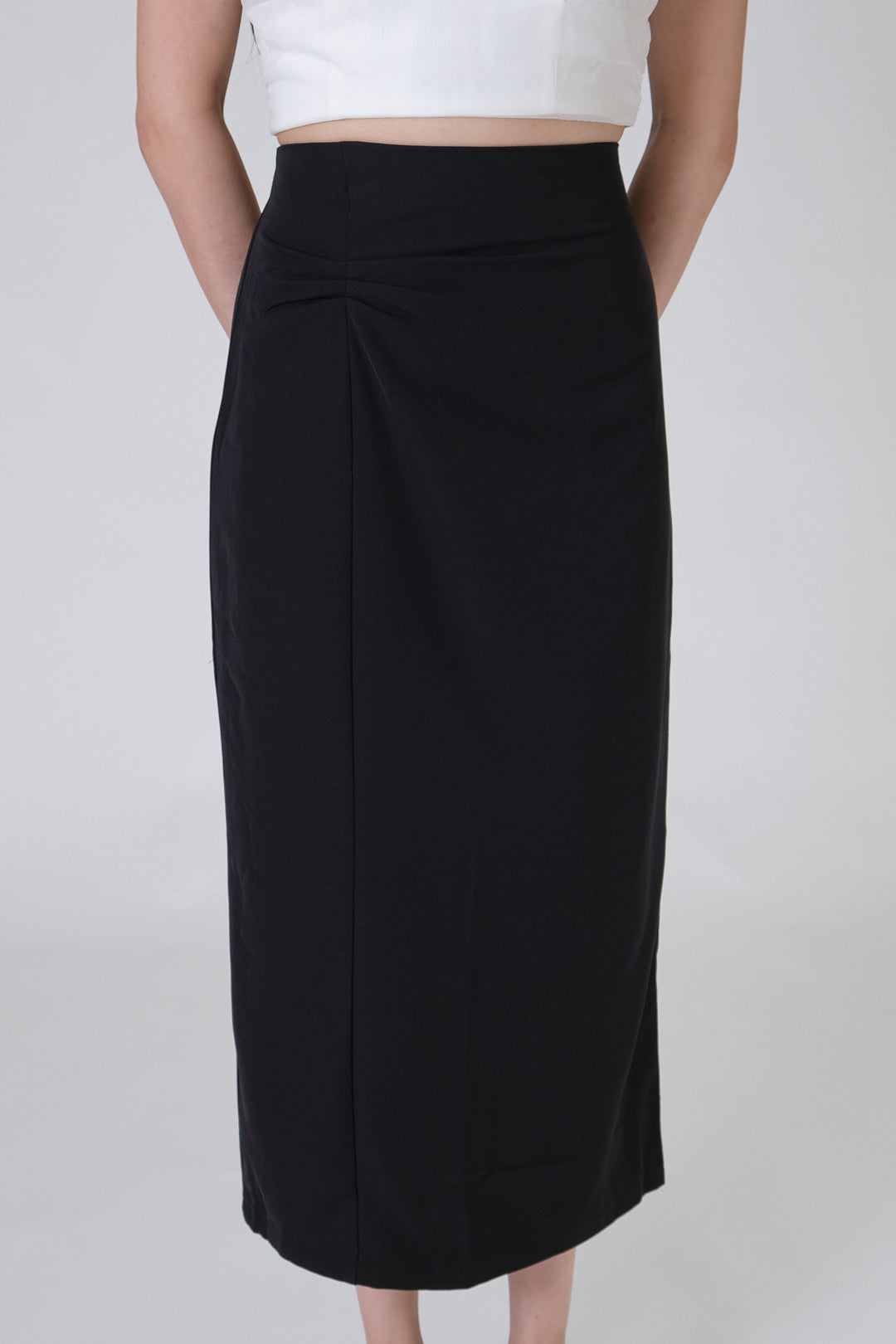 Chixxie Cheryl Midi Skirt (Black)