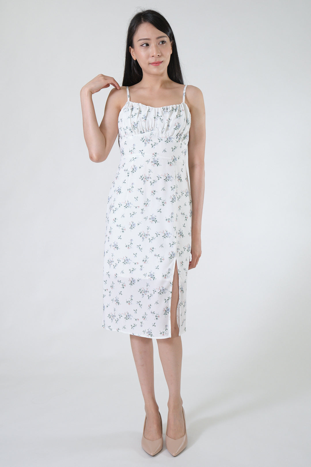 Chixxie Lily Floral Slit Dress (White)