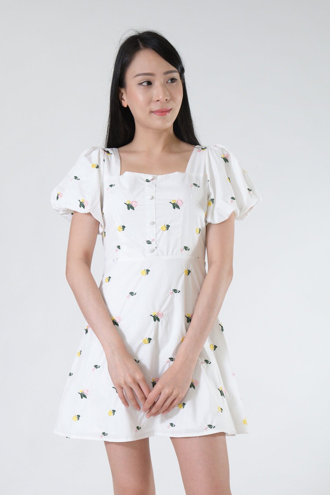 Chixxie Nana Floral Short Dress (White)