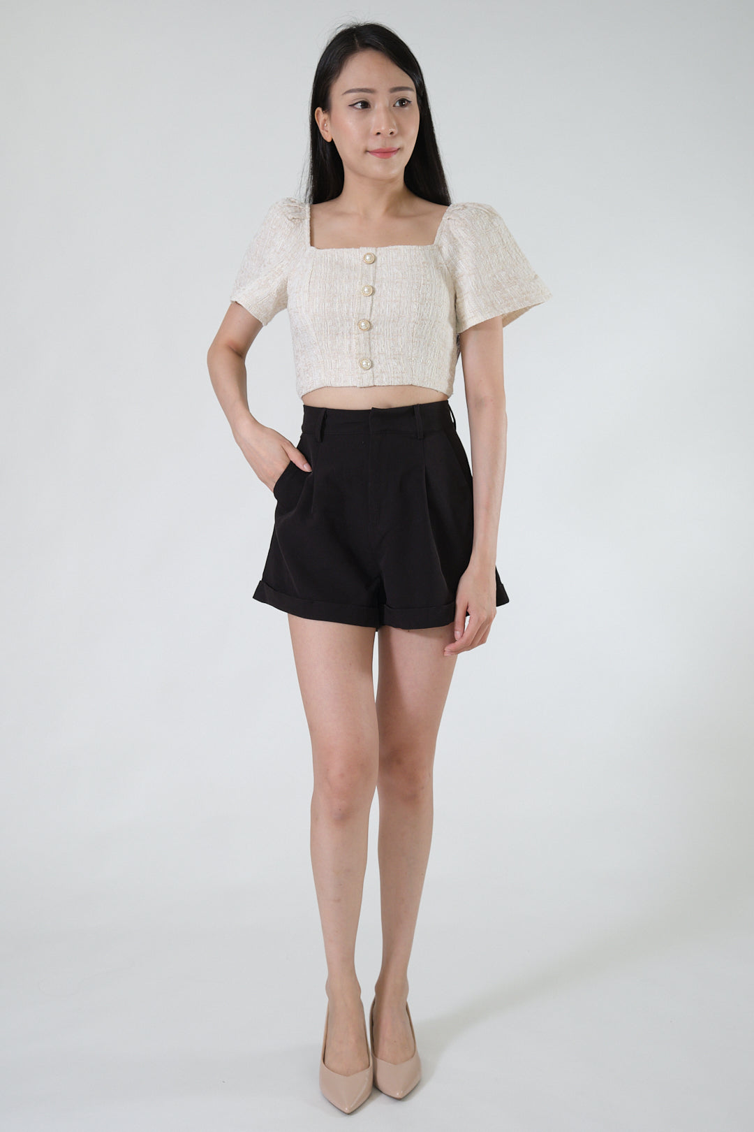 Chixxie Mimi Shorts (Black)