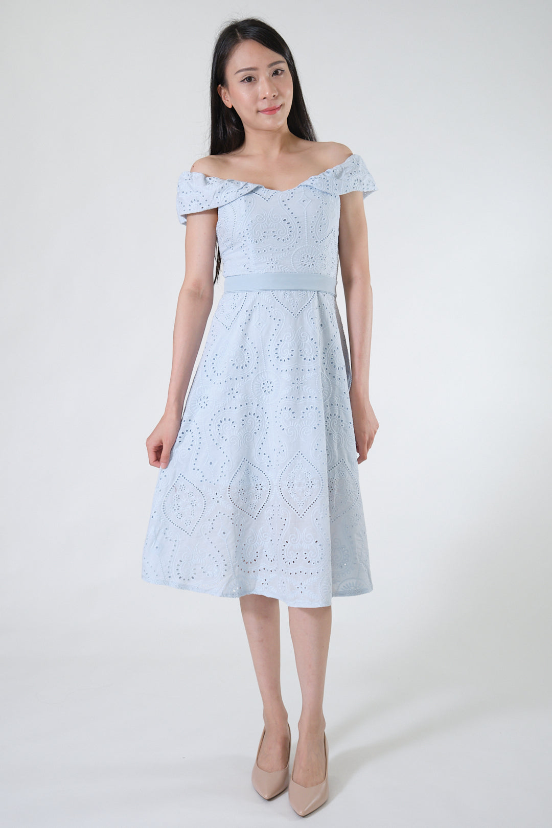 Chixxie Alanis Off-Shoulder Lace Dress (Blue)