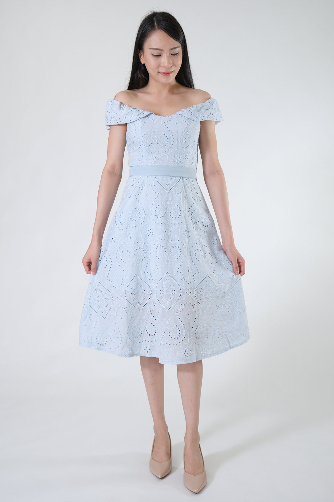 Chixxie Alanis Off-Shoulder Lace Dress (Blue)