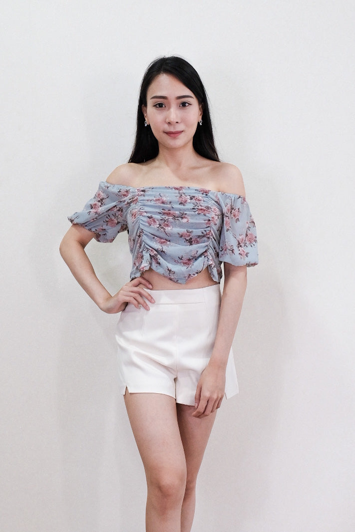 Chixxie Jolie Shorts (Beige)