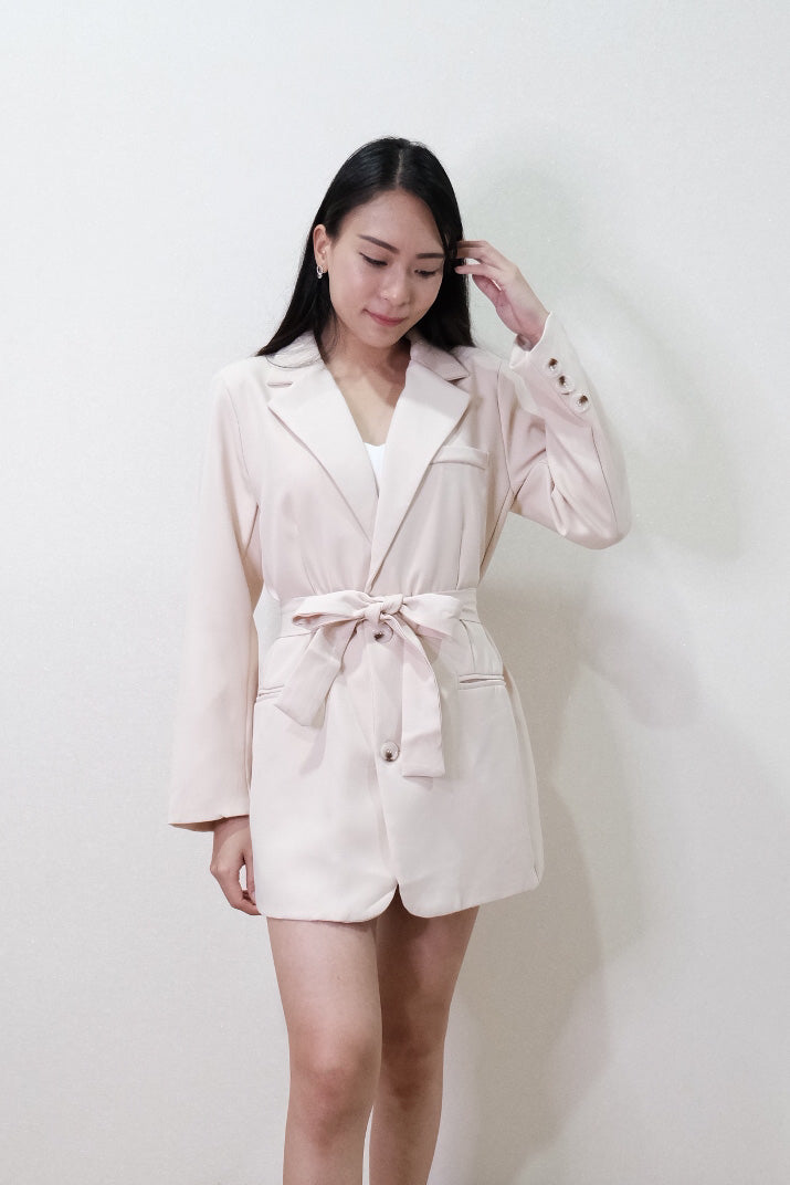 Chixxie Kendall Blazer (Cream)