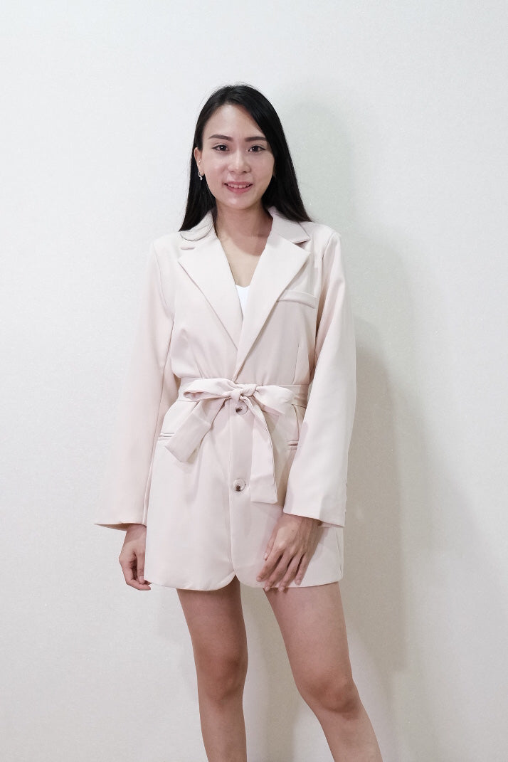 Chixxie Kendall Blazer (Cream)