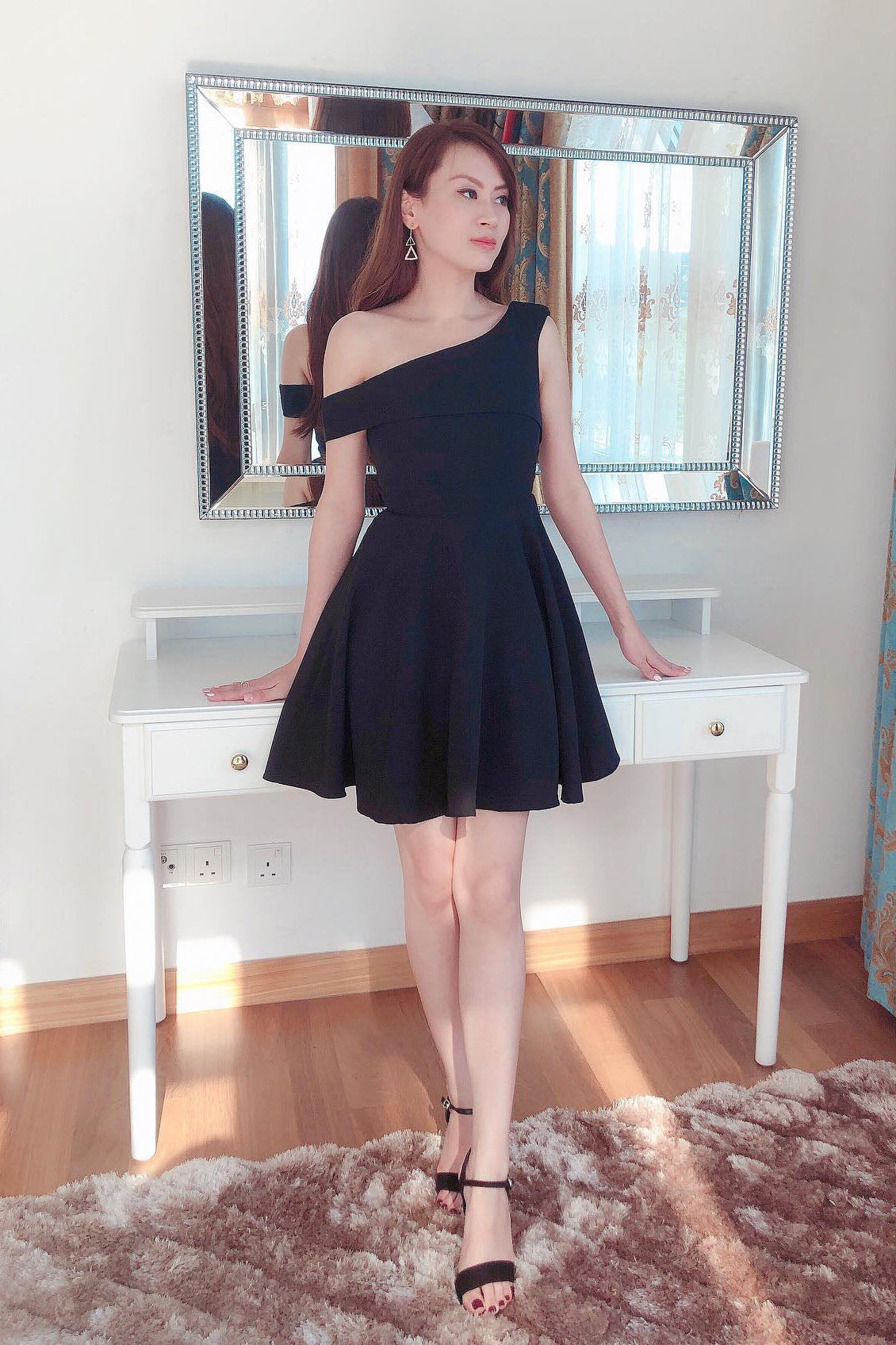 Chixxie Jenna Dress (Black)