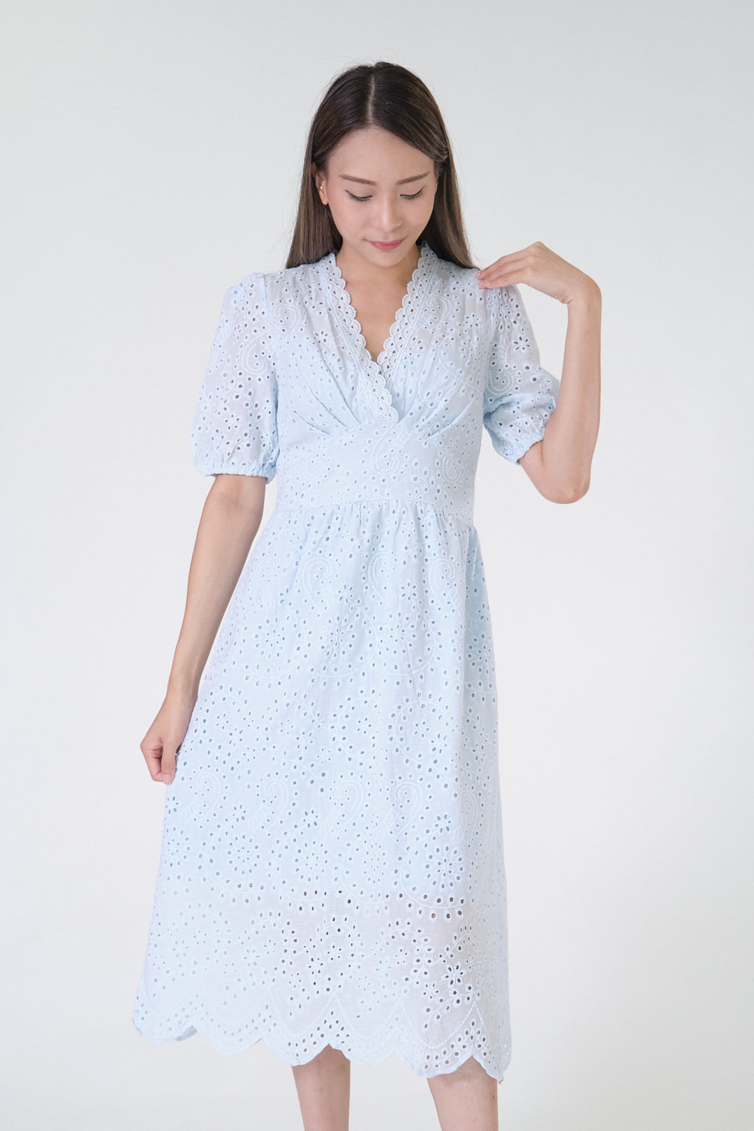 Chixxie Brynn Midi Lace Dress (Blue)