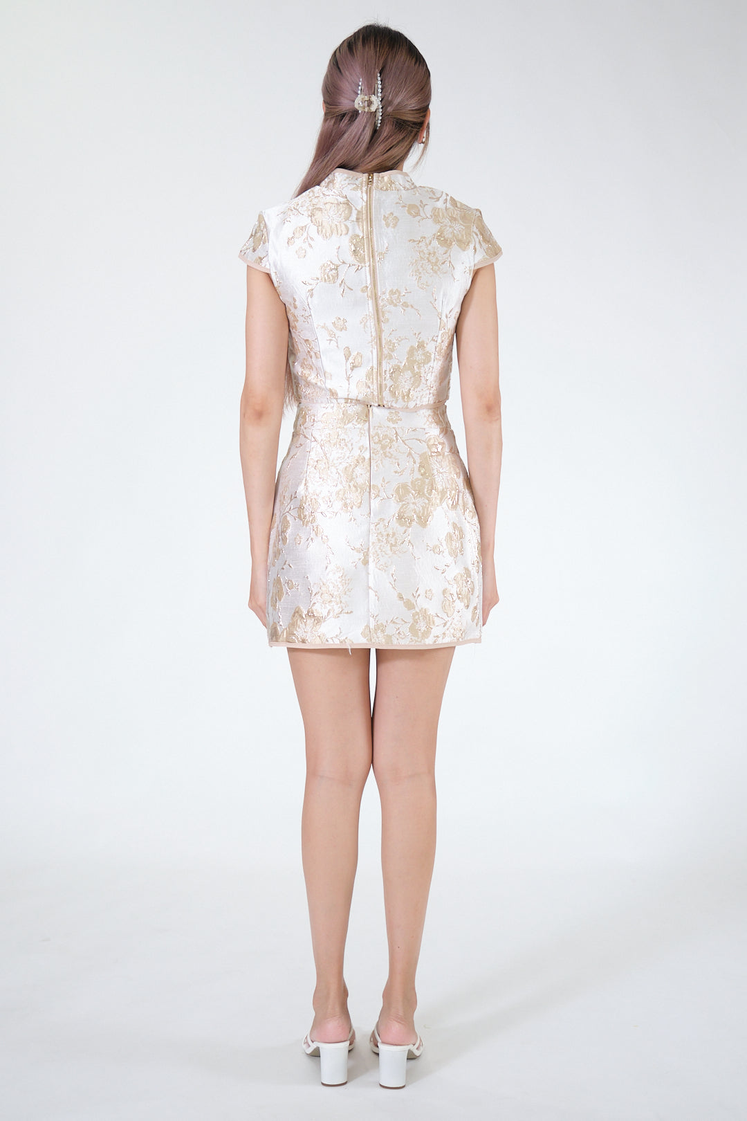 Chixxie Bailey Cheongsam Two-Piece Set (Gold)