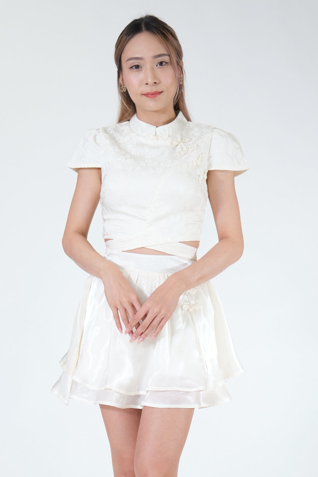 Chixxie Quincy Two-Piece Cheongsam Set (White)