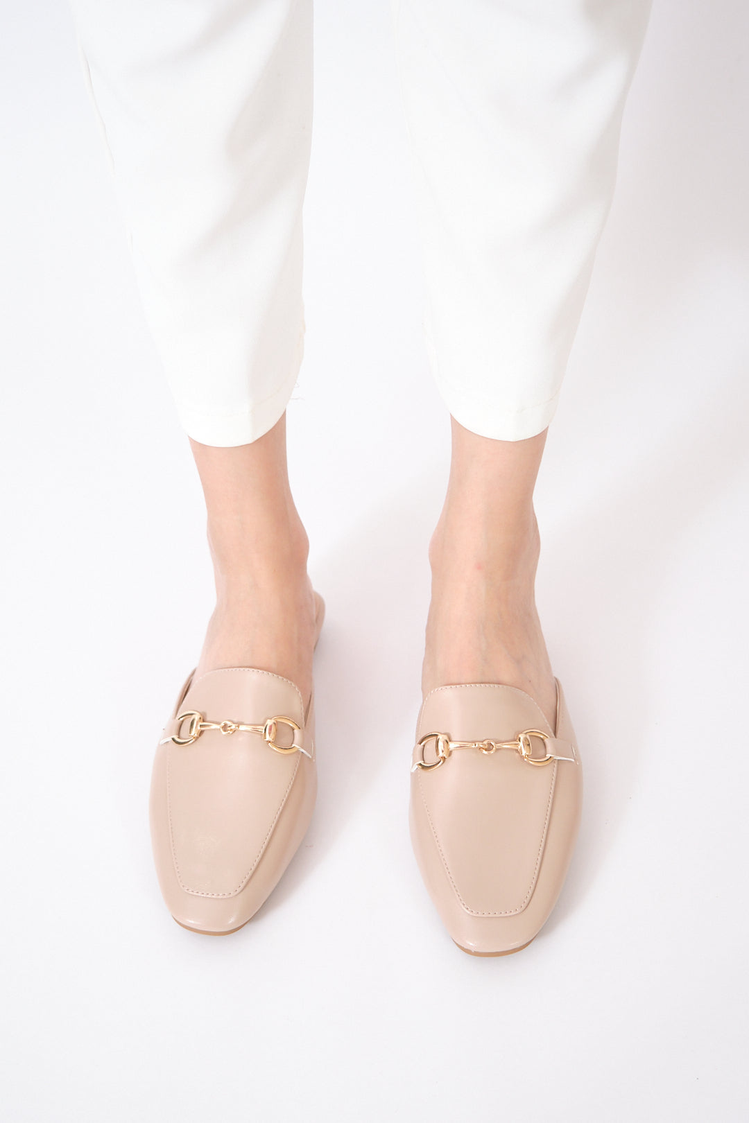 Chixxie XM40 Gold Buckle Mules