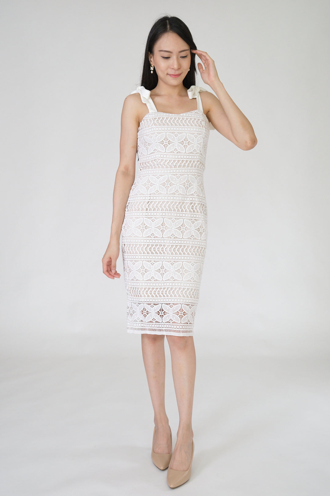 Chixxie Jesse Ribbon Lace Dress (White)